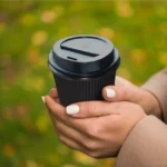 ⁦أكواب ورقية عازلة للحرارة – 120 مل (12 كوب)⁩ - الصورة ⁦2⁩