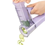 ⁦فرامة وقطّاعة خضار كهربائية قابلة للشحن مع 3 شفرات⁩ - الصورة ⁦4⁩