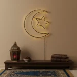 ⁦مصباح هلال ونجمة بإضاءة LED دافئة – 3 أوضاع تشغيل⁩ - الصورة ⁦2⁩